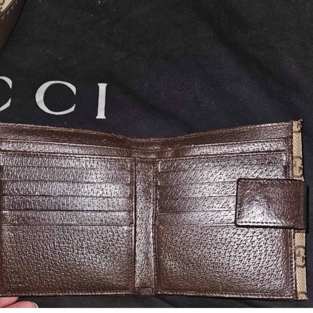 Gucci Sukey Brown and Tan Women's Bag & Wallet Bundle comes with dust bag